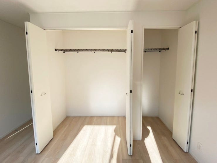 室内(2025年11月)撮影
◎本日案内可能◎
たっぷりの収納スペースで住空間もすっきり広々♪