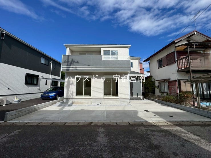 広々としたカースペース
並列駐車可能です!