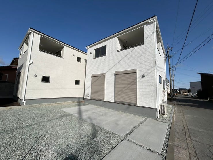 駐車スペースも広めに確保!