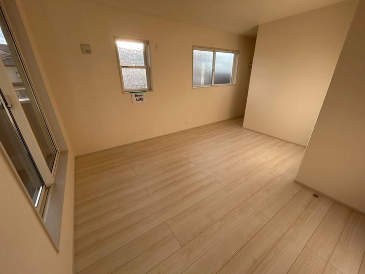 ウォークインクローゼット付きの寝室