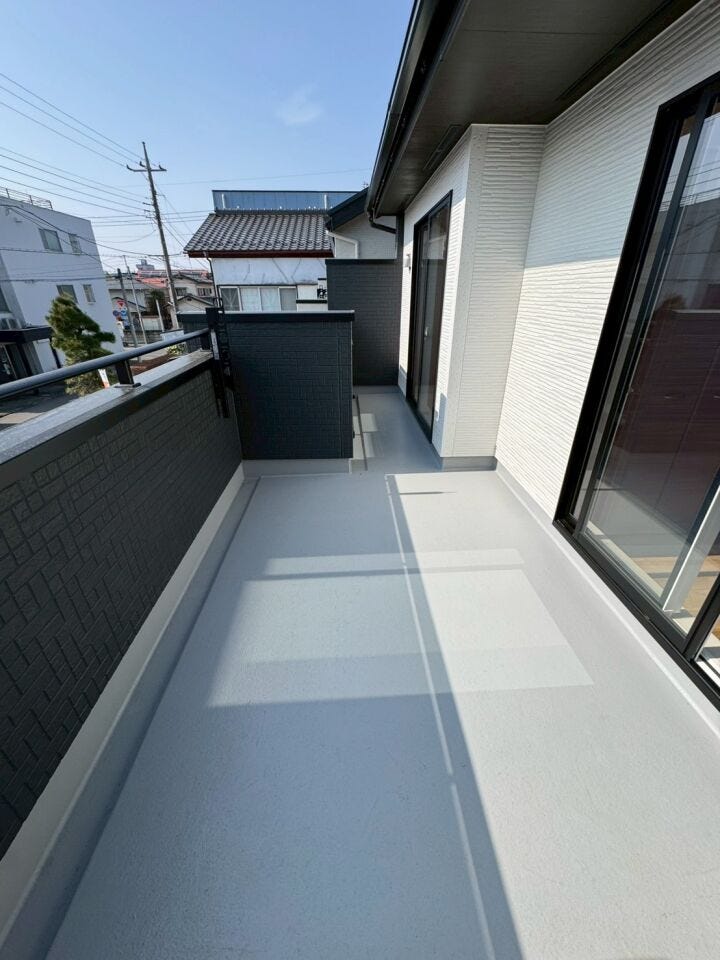 ワイドバルコニー