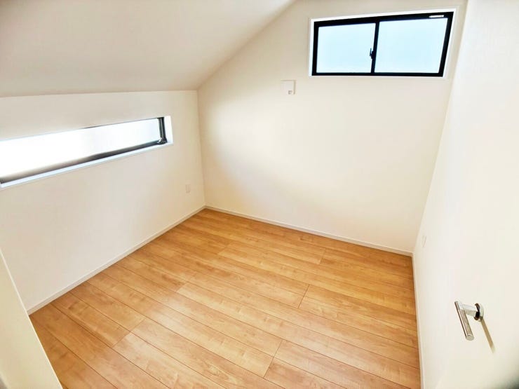 ◎洋室(1/18撮影)
お部屋は全居室フローリング!お掃除やお手入れもラクラク!