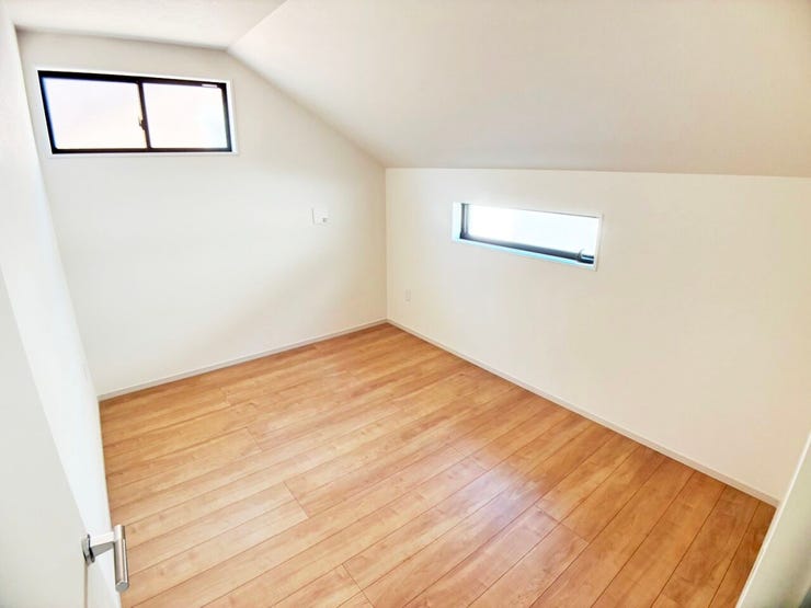 ◎納戸(1/18撮影)
5.6帖の納戸収納は居室としても使用可能♪
用途に合わせてお選びいただけます!