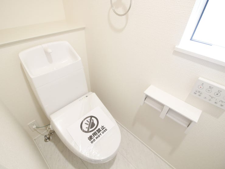 1Fと2Fにトイレがあるので忙しい朝でも安心して使用できます。