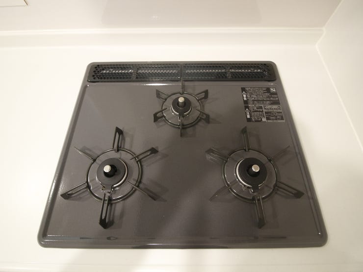 3口コンロでお料理の幅も広がります!同時にお料理ができるとレパートリーの幅と品数が増やせますね!