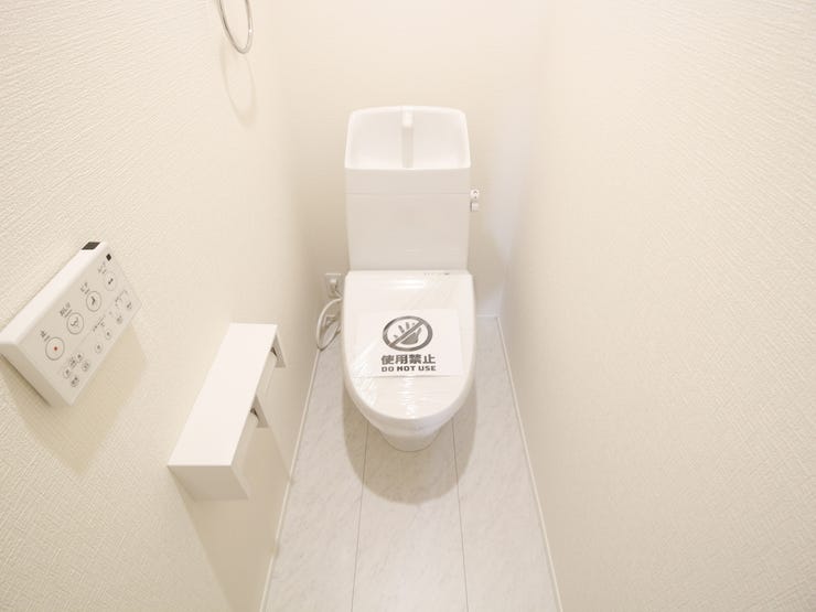 最近のトイレットペーパーには、香りがついていて消臭してくれるものもあるそうです!