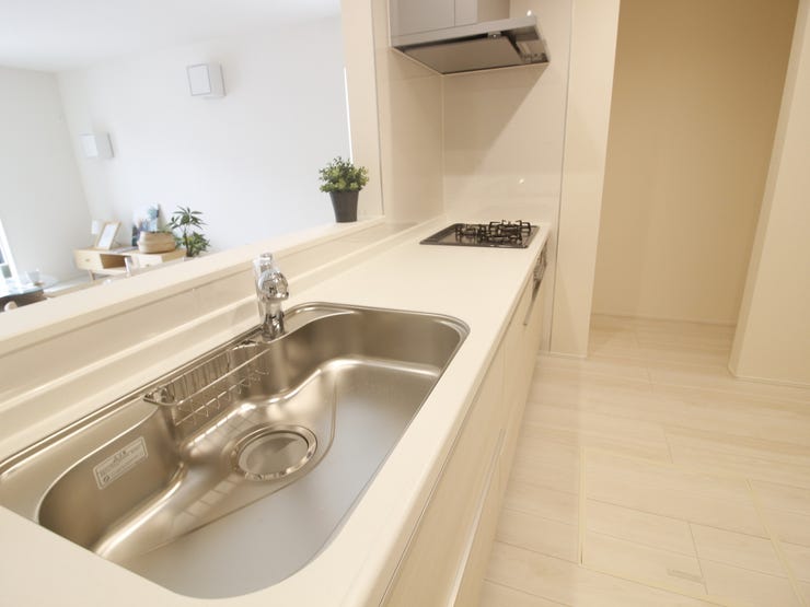 お料理、洗い物をしながらでも家族の団らんに参加ができます♪