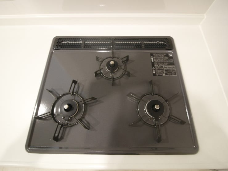 3口コンロでお料理の幅も広がります!同時にお料理ができるとレパートリーの幅と品数が増やせますね!