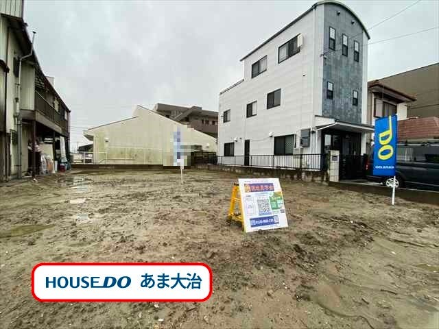 整形地で建築プランが立てやすいですね。敷地にゆとりがあるので二世帯住宅や広いお庭、複数台停められる駐車場のあるおうちが建てられます。