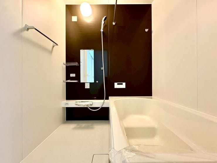 【Bathroom】リラックスできる空間で、一日の疲れを癒し、心身共にリフレッシュできます。