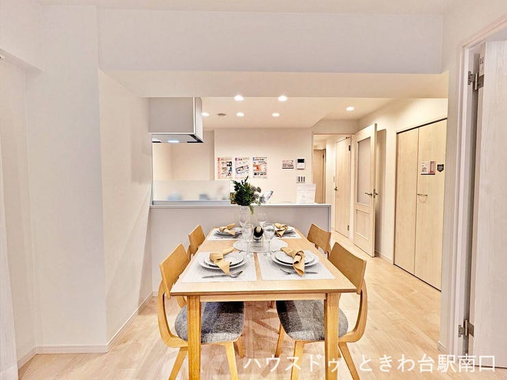 エントランス外観