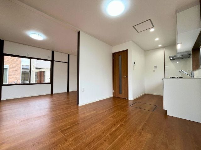 DK+洋室で約15帖のLDKとして使用するのも良さそうですね
(2025年10月25年 撮影)