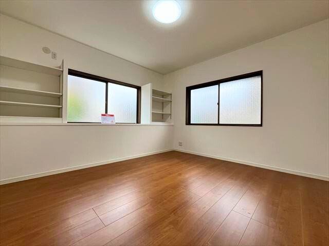 1階北側洋室はシンプルな四角い形。どんなお部屋にするか考えるのも楽しそうですね
(2025年10月25年 撮影)