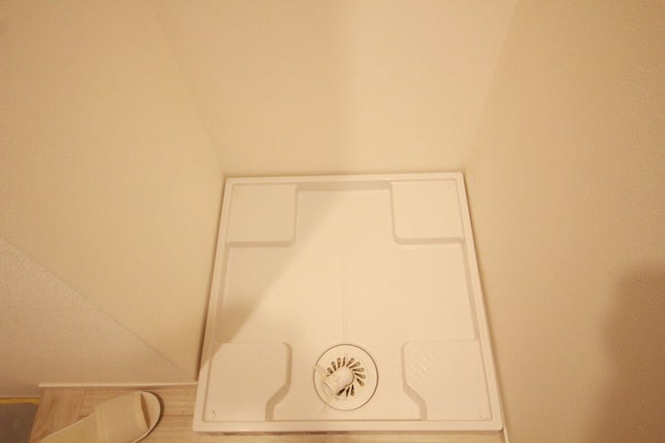 【洗濯機置場】室内にあり便利です。