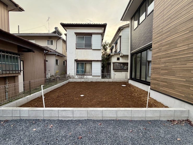 南面を広めに取りました!
たっぷりの陽光と心地よい風が舞い込む住まいを想像させます♪