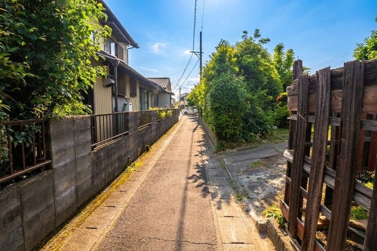 南側前面道路