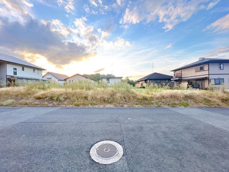 【外観】
「平城山駅」より徒歩約17分の立地◎