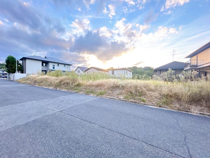 自然とうまく調和した環境の良い地域です。
毎日を快適に気持ちよく過ごしていただけます。