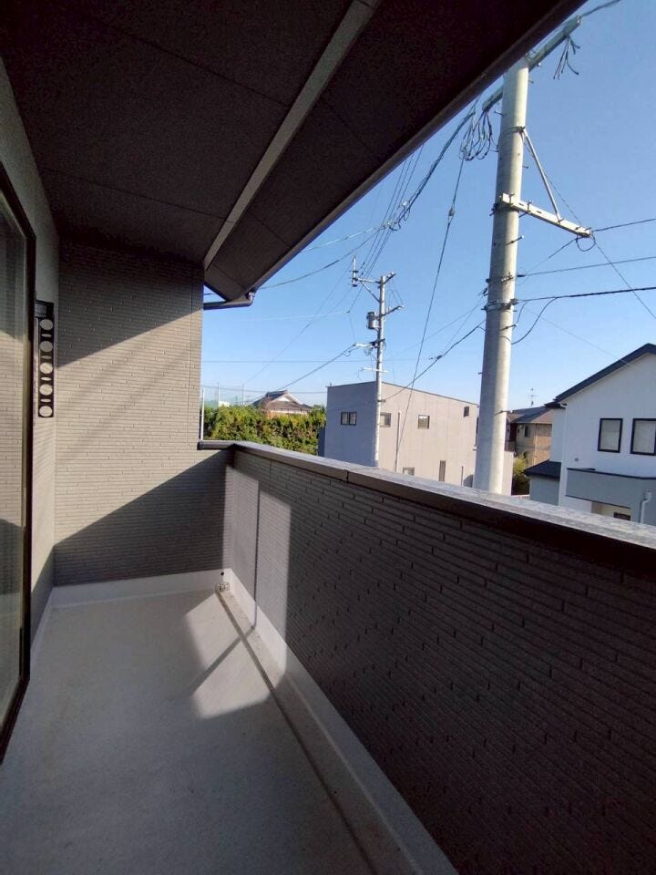 陽当たりのいいバルコニー