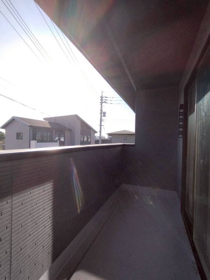 陽当たりのいいバルコニー