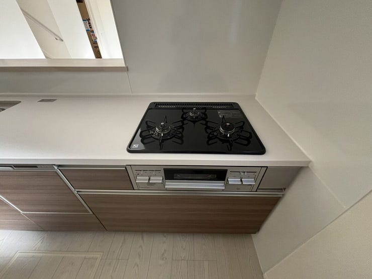 ◆うれしい3口コンロ&グリル付き