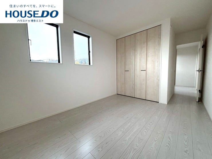 【家族のプライベート空間】お子様の成長に合わせて、プライバシーを考えた子供部屋も大切。収納や採光を考え、過ごしやすい空間に。