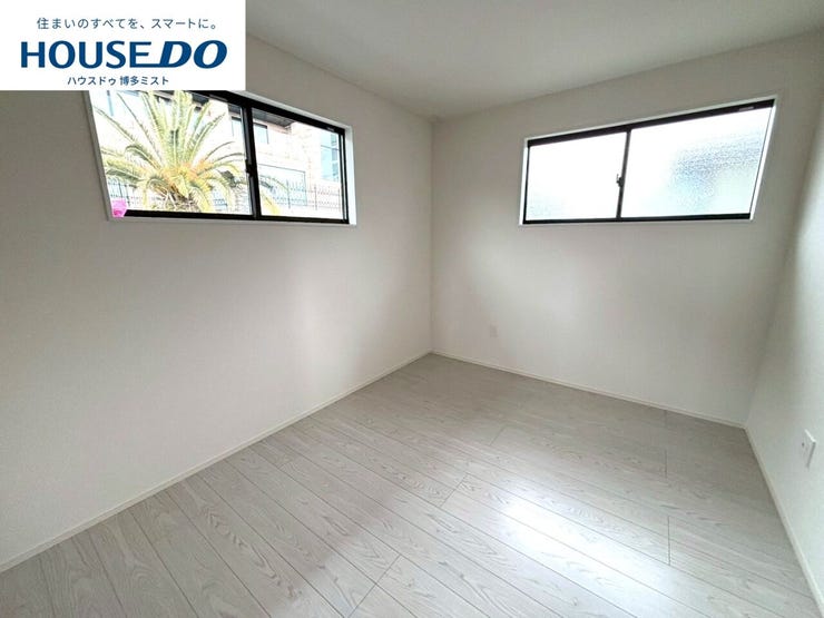 【家族のお部屋】2面採光の明るいお部屋。お子様の成長に合わせたレイアウトを作りやすくなっています。