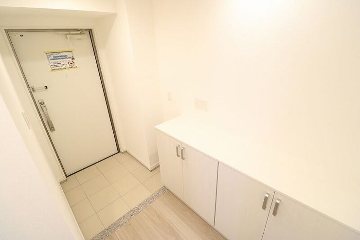 収納付き玄関で、毎日の出入りがスムーズに