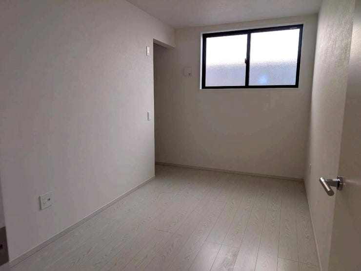 WIC付きの洋室は背の高い荷物もすっきり収納が可能なため利便性があがりますね。