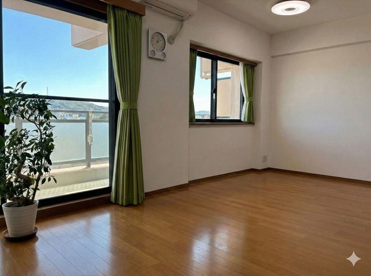 最上階ならではの開放感。大きな窓から空が見え、毎日の暮らしにゆとりをもたらします。