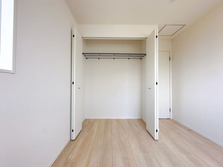 天井高サイズのクローゼットなのでお洋服がたくさん収納できます!