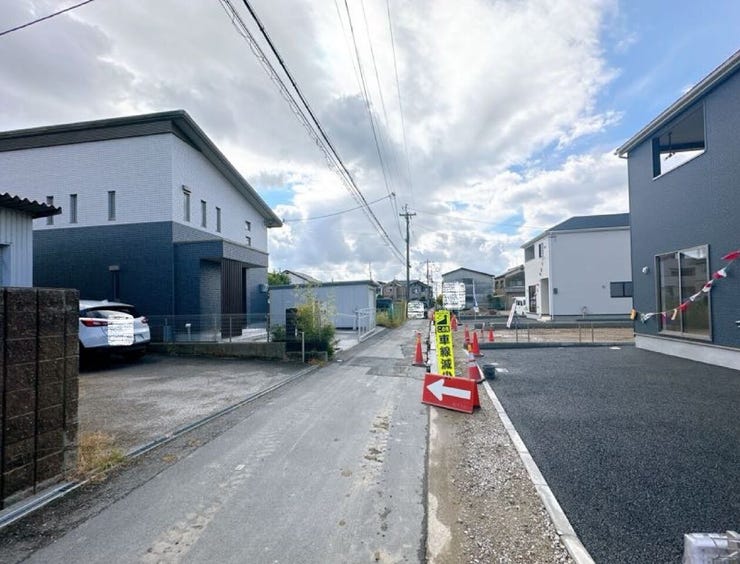 あたたかな陽が差し込み、優しい風が吹き込む陽当り・通風良好な立地です。