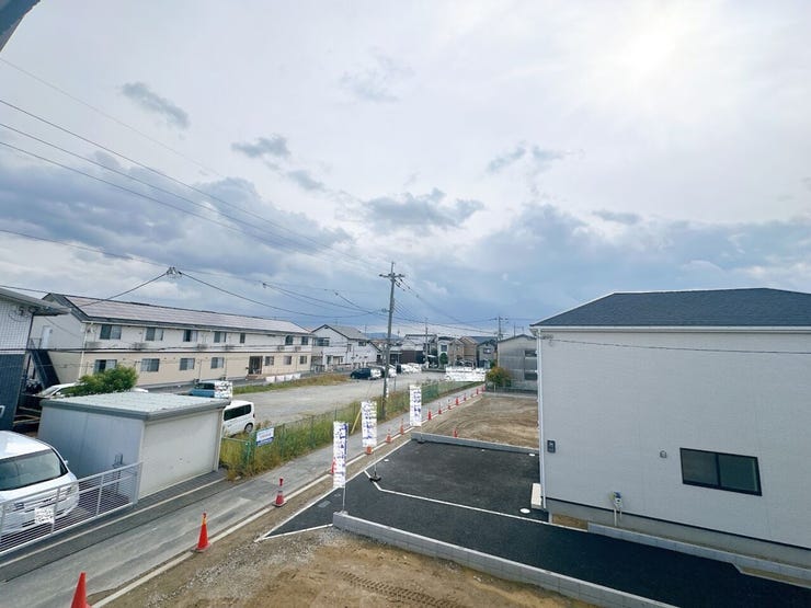 バルコニーからの眺望良好です。