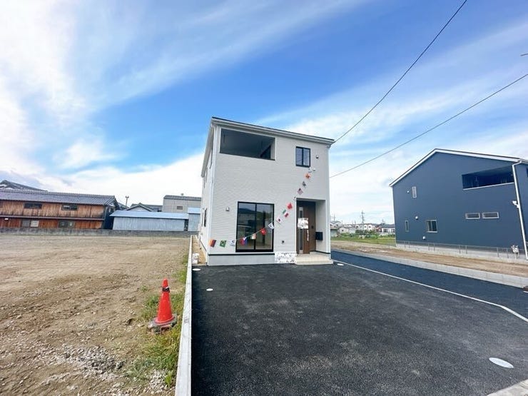 静かな住宅地でのんびりと生活できます◎