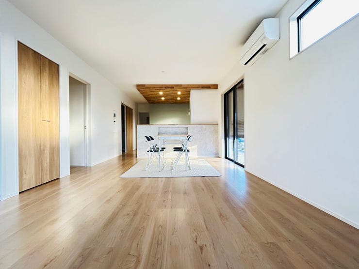 ◇広々としたリビングでゆっくりくつろげます♪