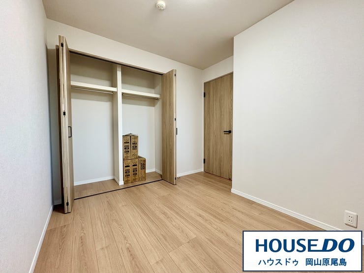 各居室の収納スペースに使わない荷物をしっかりと仕舞えるので、住空間を有効に活用する事ができます。