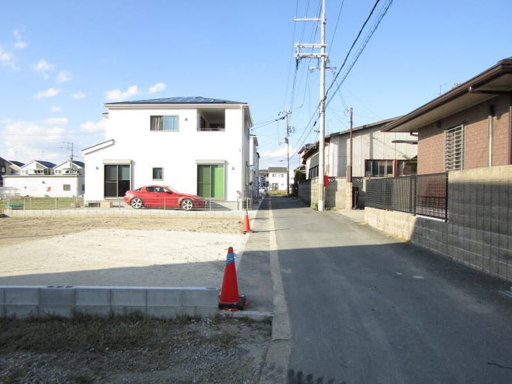 現地(2025年10月)撮影◆現地に足を運ぶことによって、周辺環境や街の雰囲気など、たくさんのことを感じていただけます。