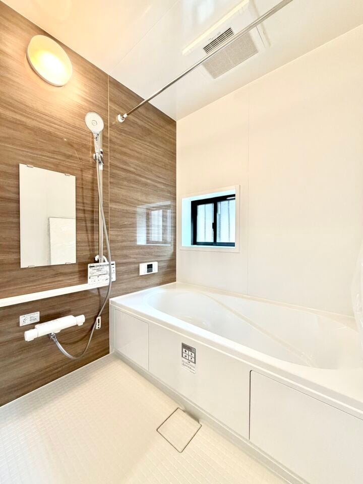 清潔感あふれる浴室は、疲れた体をゆったりと癒してくれます♪