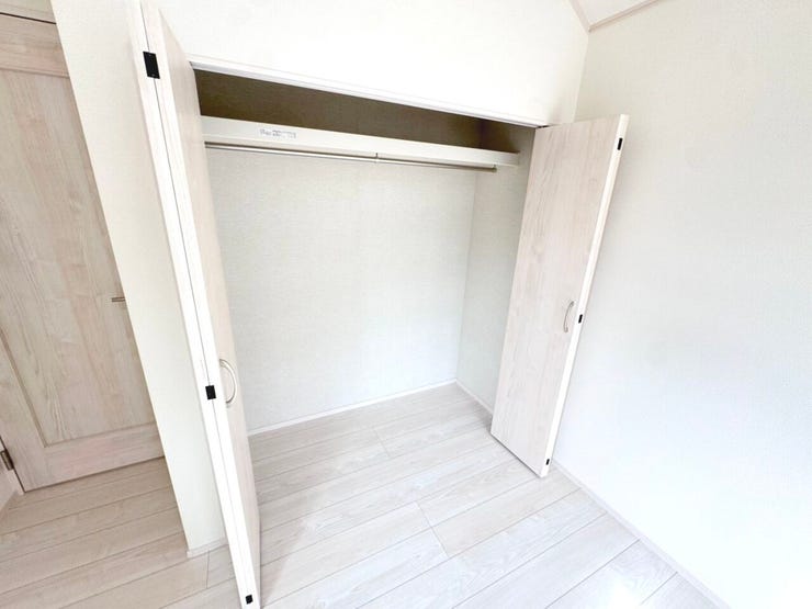 ◎収納:2号棟(11/2撮影)
全居室収納付!大容量の収納スペースで住空間もスッキリ広々♪