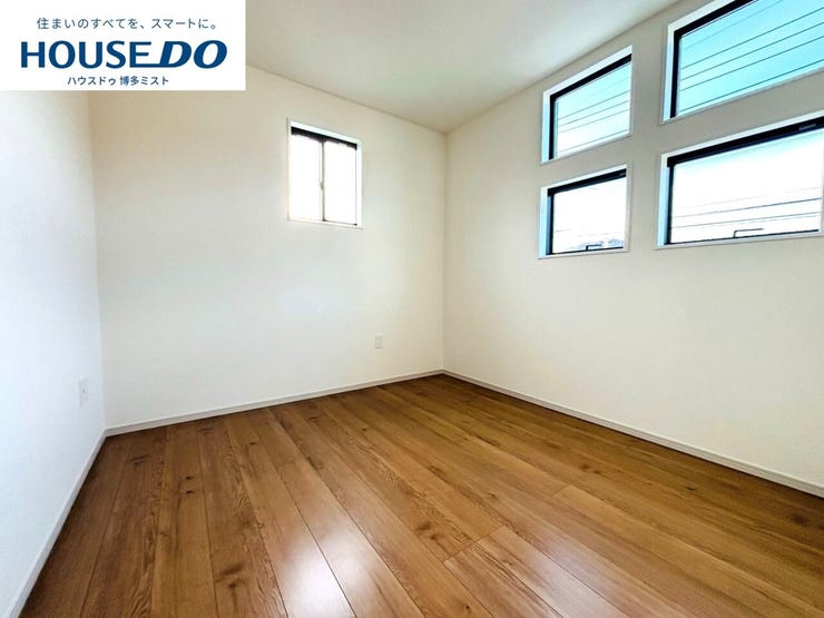 【大野城市乙金東 2号棟】駐車スペース3台分(10月16日撮影)