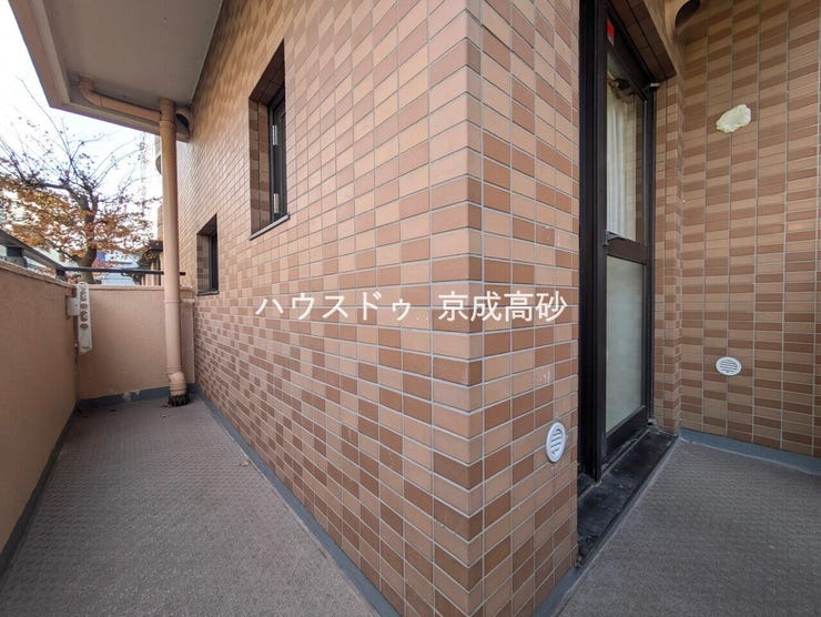 広々としたスペースがあり、たくさんの洗濯物を干すことができます!