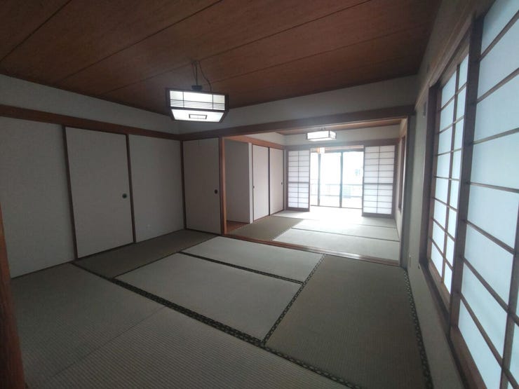 ■□■6帖、4.5帖和室■□■南向きの日当たり良好な開放感のある和室。お昼寝に最適な空間です♪