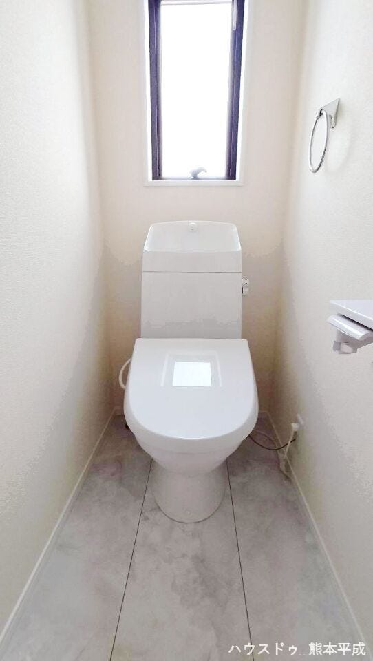 2階にもトイレがあり、朝の混雑の解消にも役立ちます!