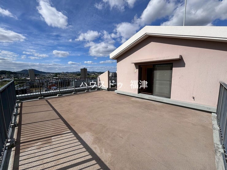 《宗像市赤間5丁目 中古マンション》
アンピール教育大前II