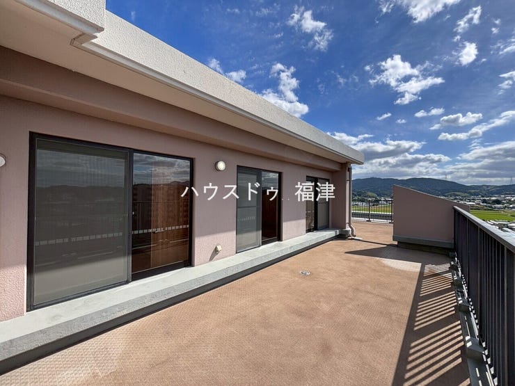 《宗像市赤間5丁目 中古マンション》
アンピール教育大前II