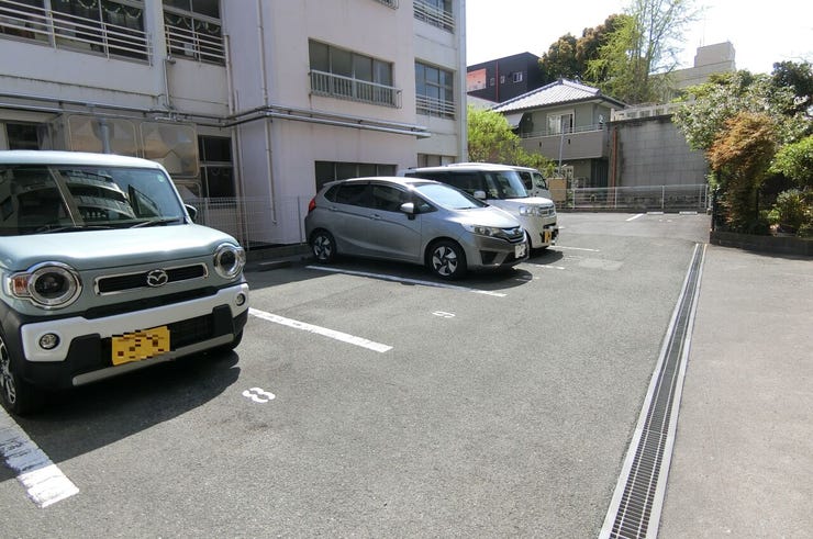 敷地内平置き駐車場