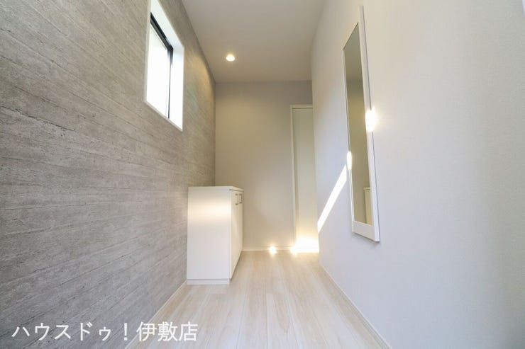 【外観写真】
同仕様物件即内覧可能です!実際に見て、触れてみてください。
お好きなお時間に見学できます。お気軽にお問合せください。
令和7年10月16日撮影