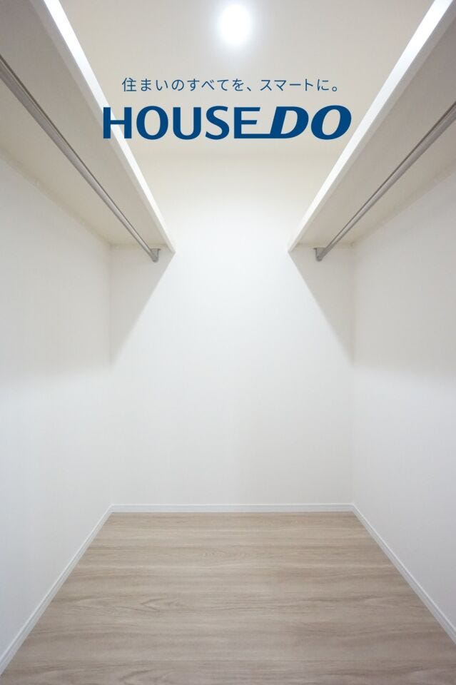 各部屋を最大限に広く使って頂ける様、全居住スペースに収納付。プライベートルームはゆったりと快適に!ウォークインクローゼットはお洋服を畳まずに楽にオシャレに保管できて便利ですね♪