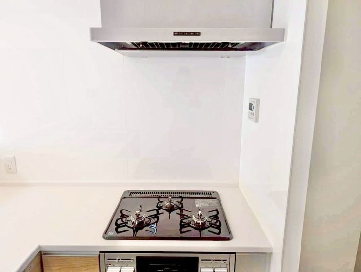 グリル付3つ口コンロです。