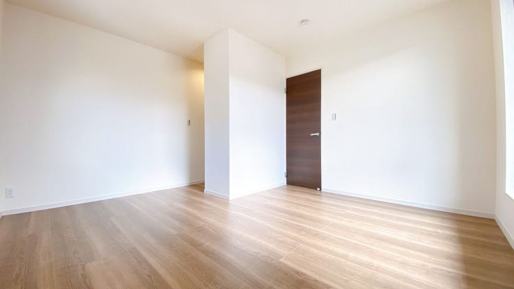 ご家族揃ってお休みいただける、広々としたお部屋です。